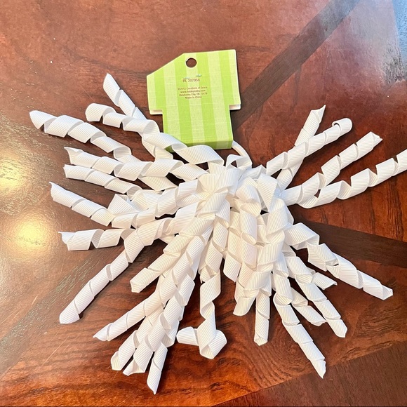 Creations of Grace Girl’s Curly Ribbon Hair Accessory/Ponytail Holder - Picture 3 of 4